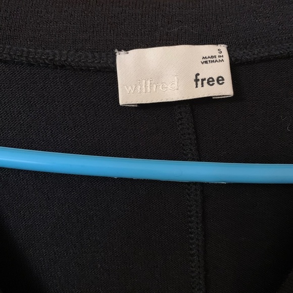 Black aritzia dress - Picture 3 of 3